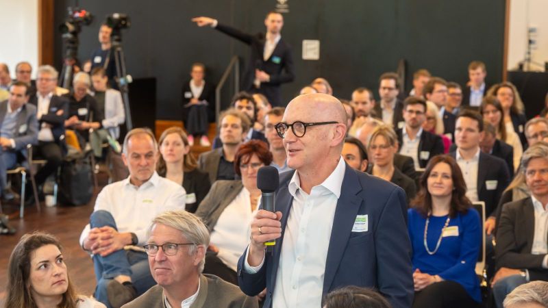 Szene auf dem Kongress zur Energieforschung in Industrie und Gewerbe 2026. 