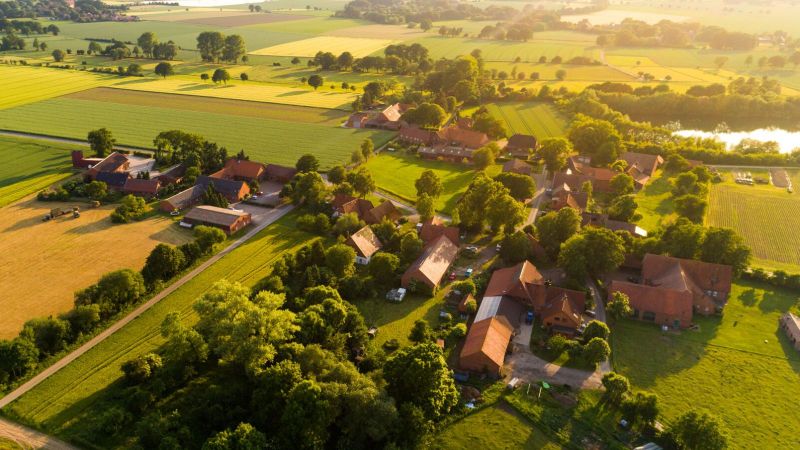 Damit Kommunen ihre BewohnerInnen vom Kern bis zur Randlage mit klimafreundlicher Wärme versorgen können, ist ein Planungskonzept wichtig.