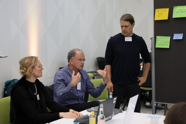 Thementische an Tag 2 der 2. Energieforschungskonferenz des BMWE