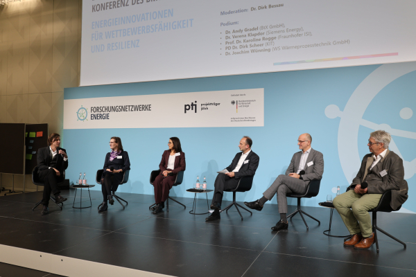 Podiumsdiskussion: Vom Labor in die Praxis – Wie beschleunigen wir den Transfer?